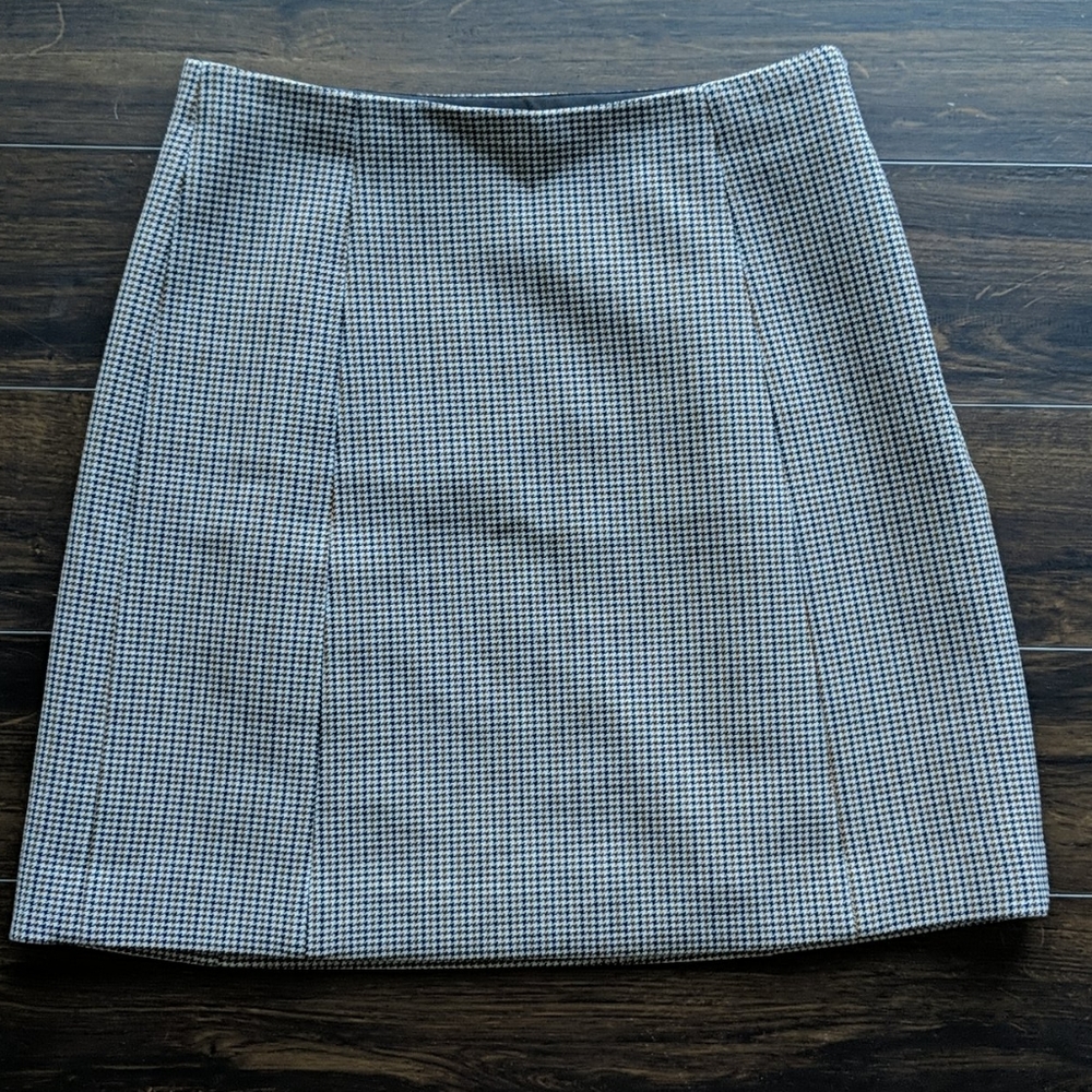 🌞 Babaton Skirt